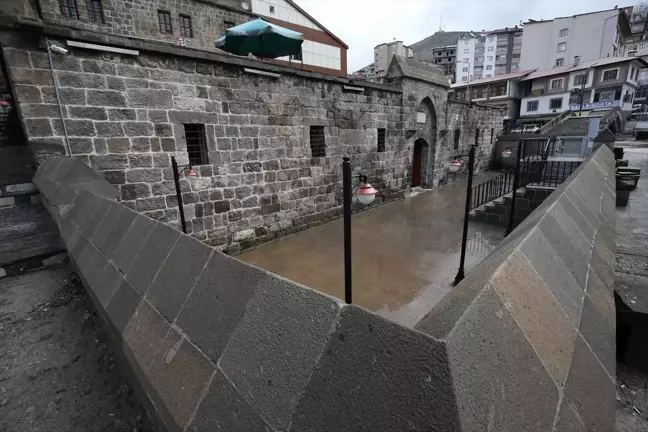 Bitlis'teki Hazo Hanı Restore Edildi, Turizme Kazandırıldı