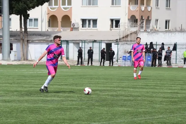 Burdur Amatör Lig Finalinde Çıkan Arbedede 5 Kırmızı Kart