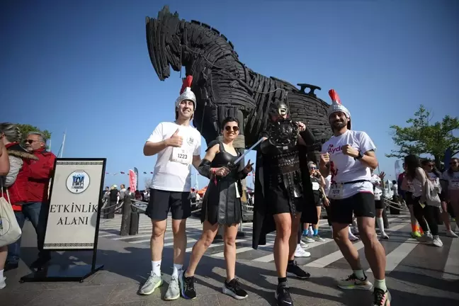 Çanakkale'de Troya Yarı Maratonu Coşkuyla Başladı