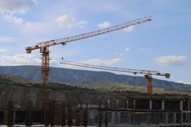Çankırı'da İnşaatta Vinçten Düşen İşçi Hayatını Kaybetti