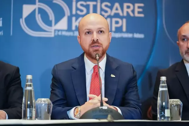Demokrasi ve Özgürlükler Adası'nda