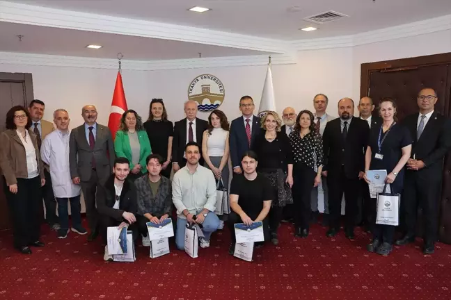 Trakya Üniversitesi'nde Balkan Ülkeleri Sağlık İş Forumu'na Teşekkür Belgeleri