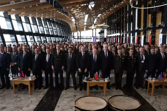 Erzurum'da Kuzeydoğu Anadolu Kariyer Fuarı açıldı