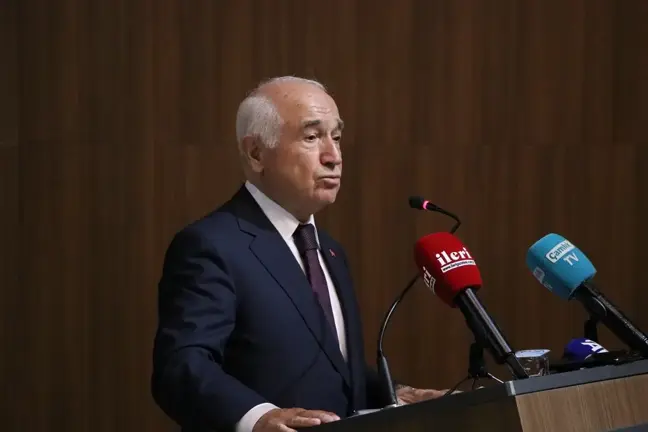 Eski TBMM Başkanı Çiçek, Yozgat'ta panelde konuştu Açıklaması