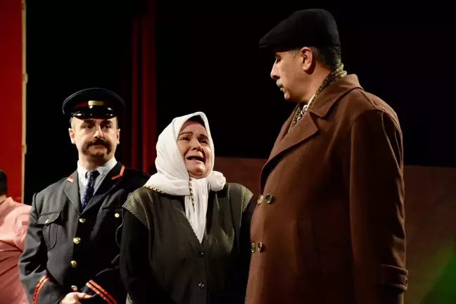 Eskişehir Adalet Sarayı'nda 'Reis Bey' Tiyatro Oyunu Sahnelendi
