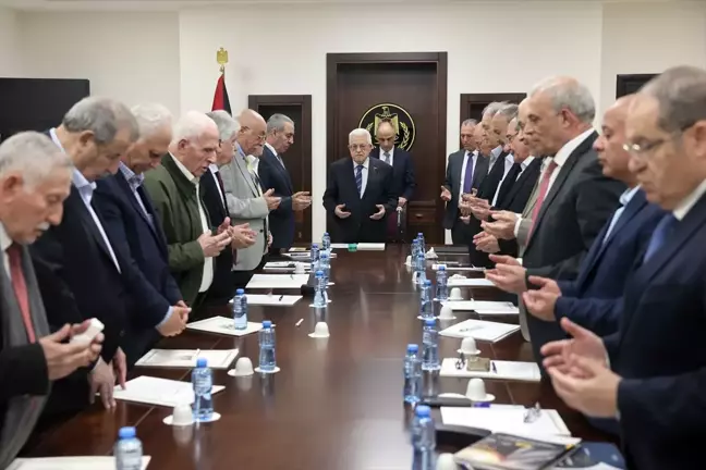 Azzam el-Ahmed, FKÖ İcra Komitesi Genel Sekreteri Oldu