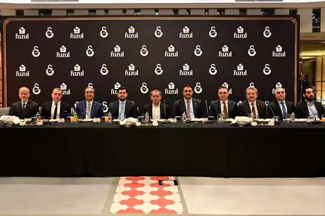 Galatasaray Fuzul'dan Çifte Şampiyonluk Kutlaması