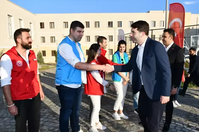 Gençlik ve Spor Bakanlığı'ndan Hasankeyf Gençlik Kampı'na Ziyaret