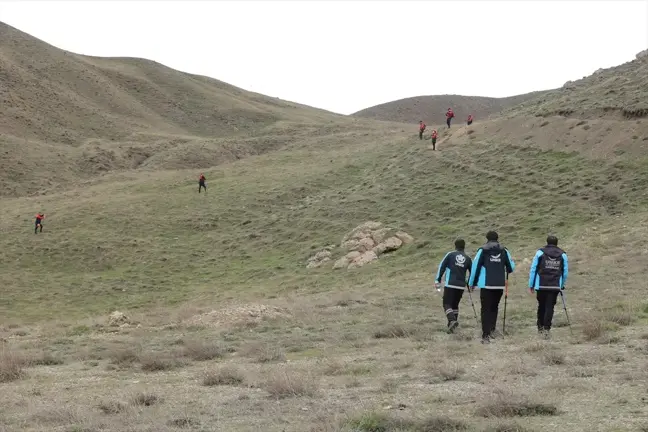 Hakkari'de Kaybolan Kadın İçin Dronlu Arama Çalışmaları Devam Ediyor