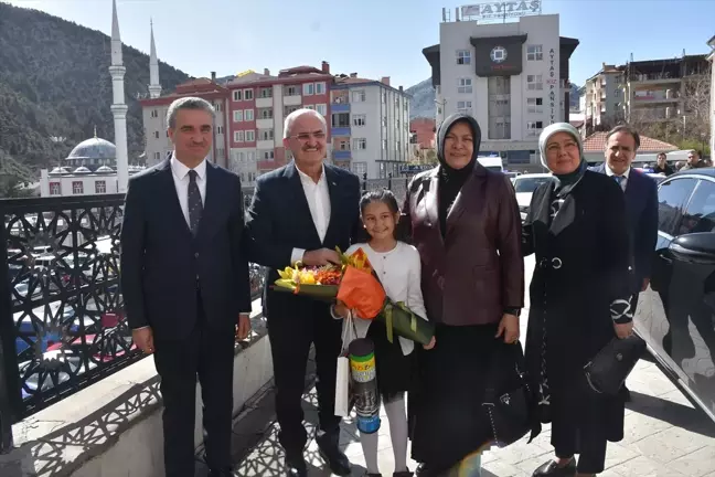 İçişleri Bakan Yardımcısı Münir Karaloğlu Gümüşhane'de Ziyaretler Gerçekleştirdi
