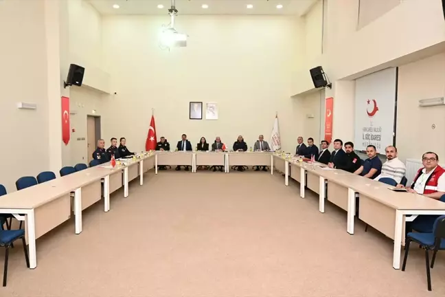 Kırklareli Valisi Uğur Turan Pehlivanköy Geri Gönderme Merkezini Ziyaret Etti