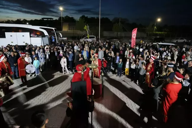 Malatya'dan Hacı Adaylarına Uğurlama Töreni Düzenlendi