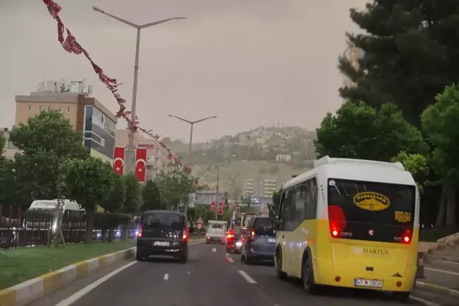 Mardin'de Sağanak ve Fırtına Hayatı Olumsuz Etkiledi