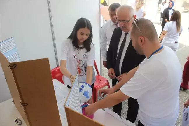 Ödemiş'te Öğrencilerin Bilim Fuarı