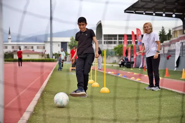 Osmaniye'de Depremzede Özel Gereksinimli Çocuklar için Spor ve Rehabilitasyon Projesi Başlatıldı