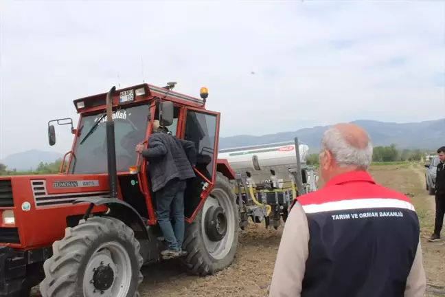 Pazar'da Yerli ve Milli Mısır Tohumu Ekimi Başlatıldı