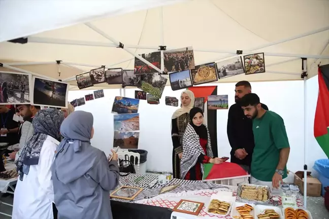 Sakarya'da öğrenim gören uluslararası üniversite öğrencileri kültürlerini tanıttı