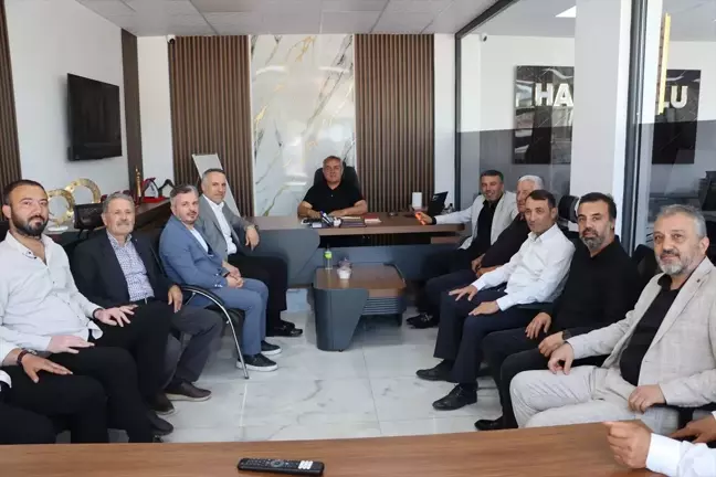 AK Parti İl Başkanı Yunus Tever Ferizli'de Esnaf ve Vatandaşla Buluştu