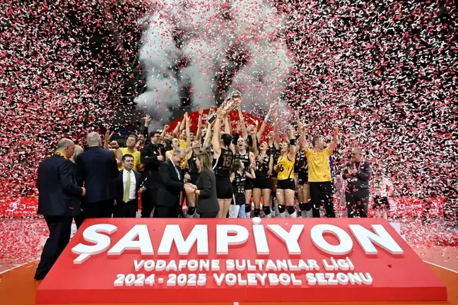 VakıfBank, Vodafone Sultanlar Ligi'nde Şampiyonluğu Gözden Kaçırmadı