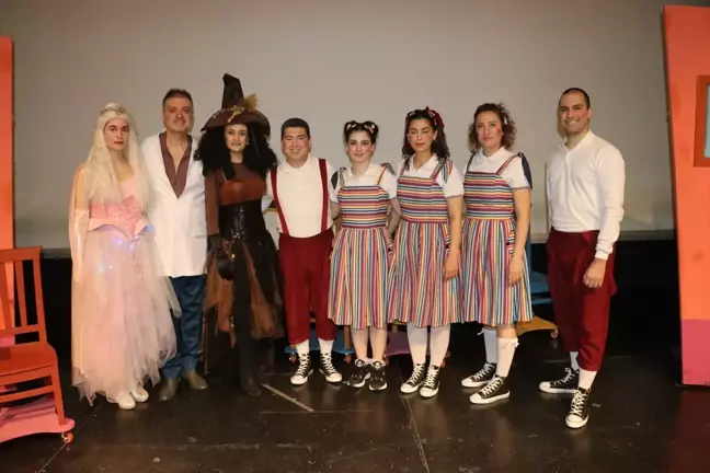 SAMSUN DEVLET OPERA VE BALESİ 'OKULUMUZ ORMAN' OYUNUYLA AMASYA'DA SAHNE ALDI