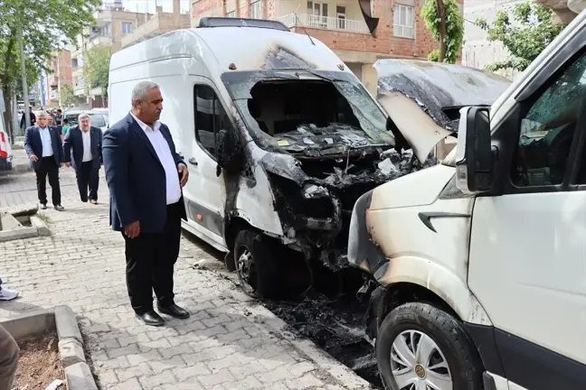 Şanlıurfa'da 9 Araç Kundaklandı, Bir Şüpheli Gözaltında
