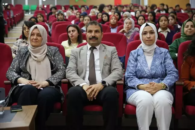 Yeşilay’dan Gençlere Bağımlılıkla Mücadele İçin Münazara Turnuvası