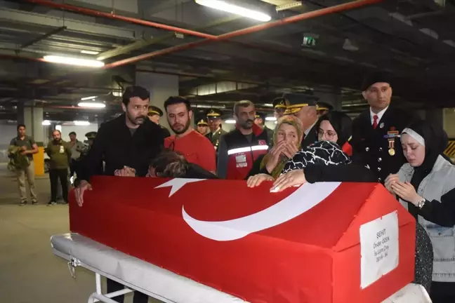Şehit İstihkam Uzman Çavuş Özen'in naaşı memleketi Afyonkarahisar'a getirildi