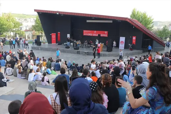 Siirt'te Aile Yılı Etkinlikleri Kapsamında Konser Düzenlendi