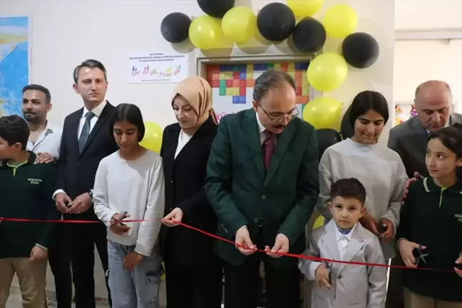 Siirt'te Yeni Kütüphane ve Zeka Oyunları Sınıfı Açıldı