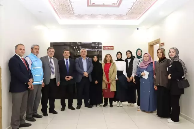 Sivas'ta Öğrenciler Filistin İçin Yardım Kermesi Düzenledi