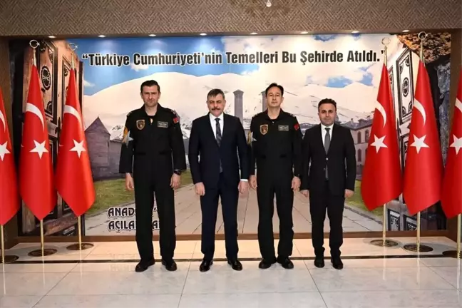 SOLOTÜRK Ekibi Erzurum'a Geldi