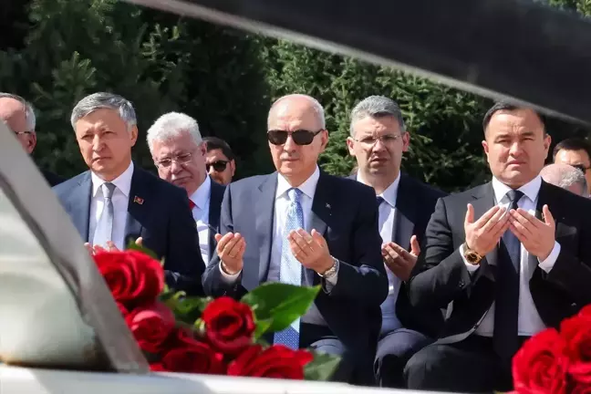 TBMM Başkanı Numan Kurtulmuş Kırgızistan'da Tarihi Ziyaretler Gerçekleştirdi