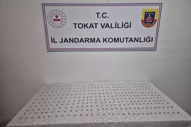 Tokat'ta Kaçak Alkol ve Silah Operasyonu: 27 Gözaltı
