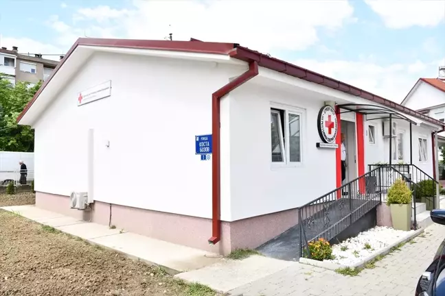 Kuzey Makedonya'da İhtiyaç Sahiplerine Kıyafet Yardımı