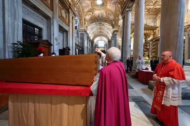 Vatikan'da Papa Franciscus için cenaze töreni düzenlendi