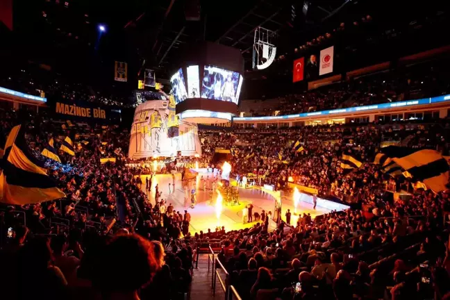 Anadolu Efes ve Fenerbahçe Beko'nun lig maçları ertelendi