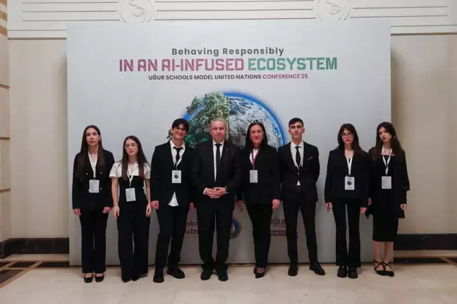 BM'nin programında öğrencilerden 'yapay zeka kullanımı' tartışması