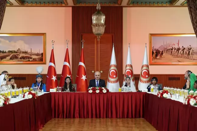 TBMM Başkanı Kurtulmuş, Dünya Çocuklarını Kabul Etti