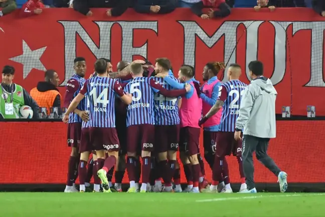 Rakip Galatasaray! Göztepe'yi 2-0 yenen Trabzonspor, Ziraat Türkiye Kupası'nda finale yükseldi