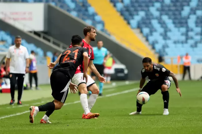 Gençlerbirliği, Adanaspor'u 5-0 Mağlup Etti
