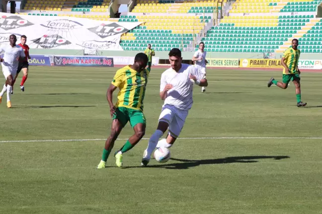 Şanlıurfaspor, Manisa FK'ya 3-1 Mağlup Oldu