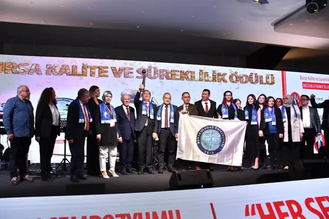 Bursa Uludağ Üniversitesi'nden Kalite Yönetiminde Büyük Başarı