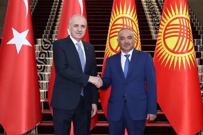 TBMM Başkanı Kurtulmuş, Kırgızistan Jogorku Keneş Başkanı Turgunbek Uulu ile bir araya geldi / Video eklendi