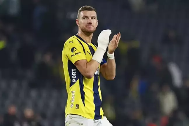 Edin Dzeko'nun geleceği için açıklama