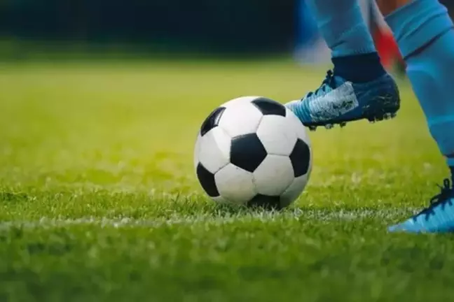 Süper Lig'den Premier Lig'e transfer! Bu kez 4 büyüklerden değil