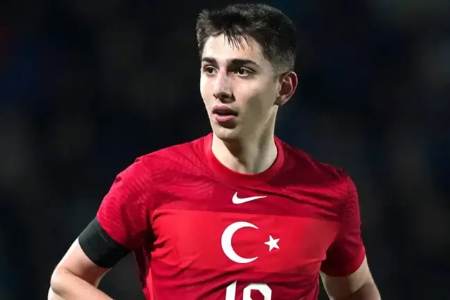 Demir Ege Tıknaz'a Portekiz'de büyük onur