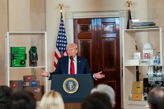 Trump, Çin ile Üretim Kaybı Üzerine Anlaşma Umutlarını Paylaştı