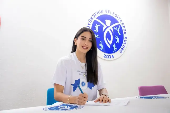 Aydın Büyükşehir Belediyespor, Libero İlarya Zararsız'ı Kadrosuna Catıyor
