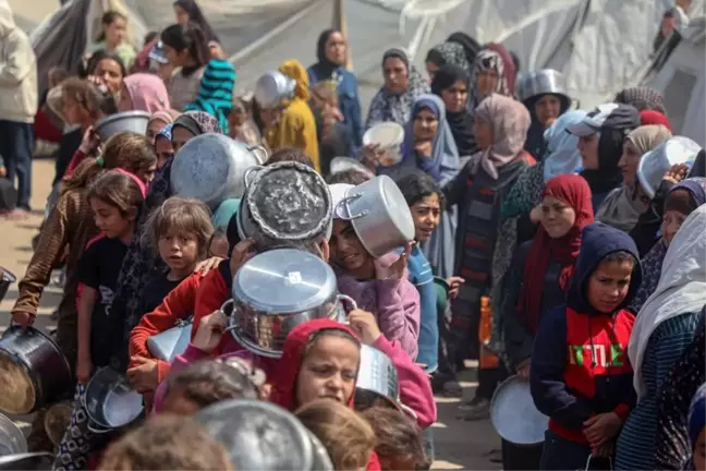 Endonezya, Gazze'deki Savaş Mağdurlarına Yardım Elini Uzatıyor