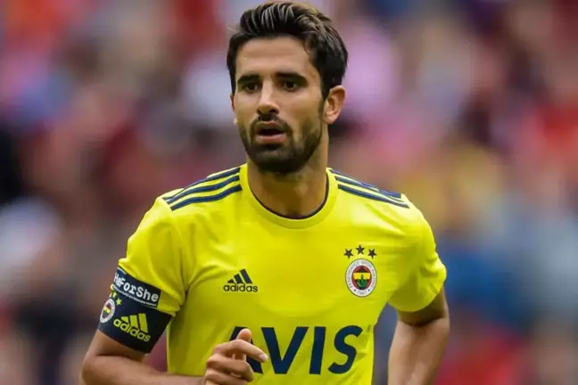 Fenerbahçe'nin eski futbolcusu Alper Potuk'a büyük şok: Sahadan çekilin talimatı pahalıya patladı